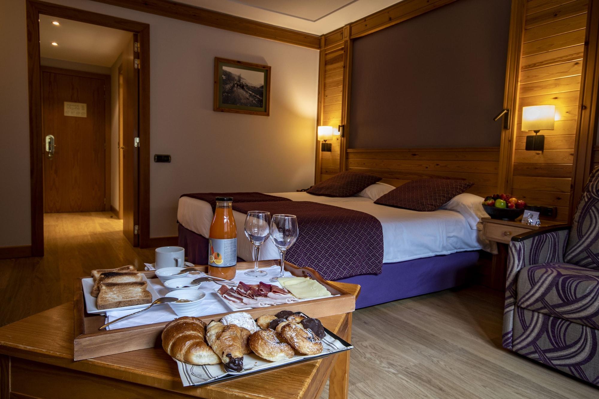 Hotel Nordic Ел Тартер Екстериор снимка